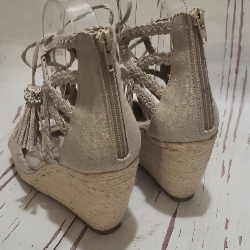 Rampage 7.5 Carlita silver glitter canvas wedge espadrilles strappy with tassels